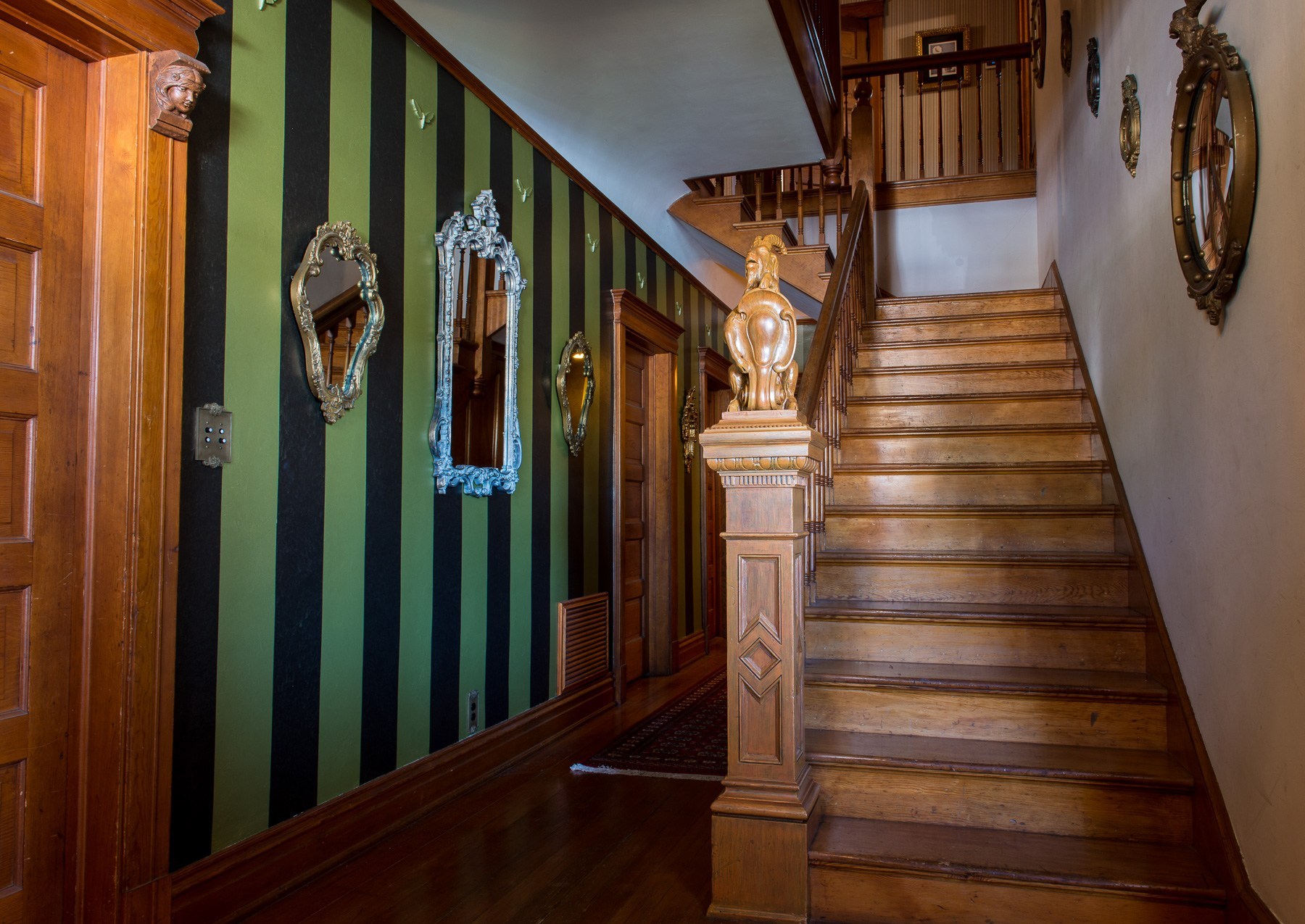 Ep. 33 The Haunting of The Harris House in Glendale, CA.Minisode